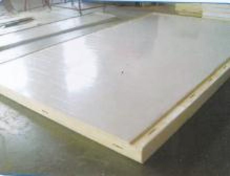 聚氨酯夹芯隔热板