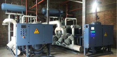 擁有用先進的制冷機組和控制系統